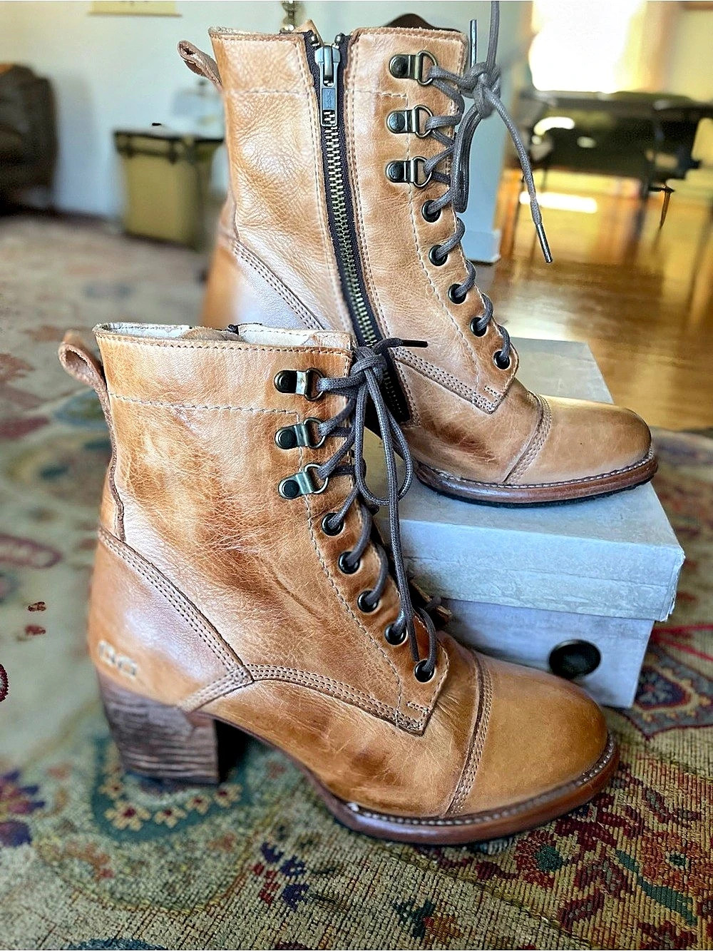 Bed|Stu Judgement Lace-Up Ankle Boots in Tan Rustic